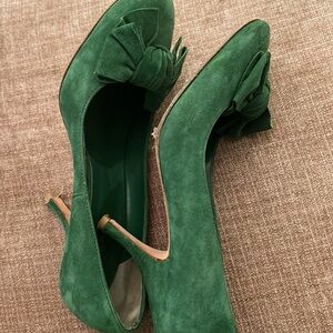 4 pairs of beautiful shoes, see individual posts for more details on each pair